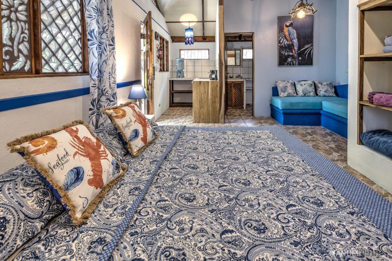 Casa Violeta Beach House In Пунта-Ува Экстерьер фото